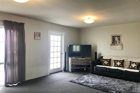 Photo of property in 1/146b Great South Road, Manurewa, Auckland, 2102