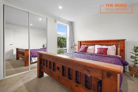 Photo of property in 5 Sauterne Road, Kumeu, 0810