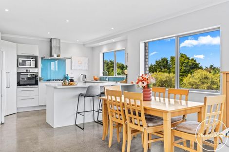 Photo of property in 297 Heatley Road, Whakapirau, Maungaturoto, 0583