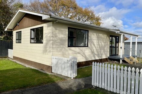 Photo of property in 4 Rimu Street, Wallaceville, Upper Hutt, 5018