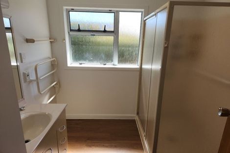 Photo of property in 7 Ruru Street, Waikanae, 5036