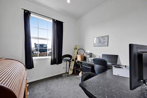 Photo of property in 8-10 Egmont Street, Normanby, Hawera, 4614