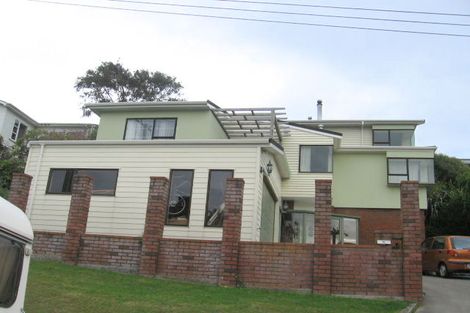 Photo of property in 10 Kowhai Street, Tawa, Wellington, 5028
