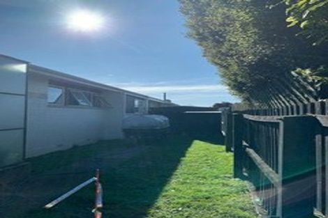 Photo of property in 25 Prestons Road, Redwood, Christchurch, 8051