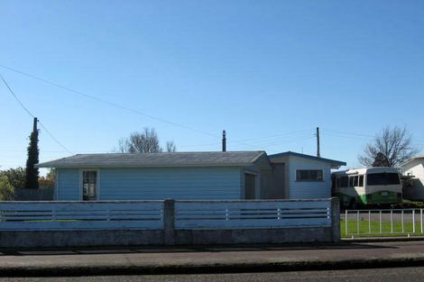 Photo of property in 15 Wakelin Street, Carterton, 5713
