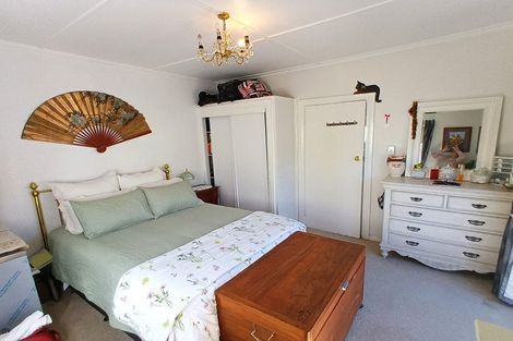 Photo of property in 44 Adderley Street, Westport, 7825