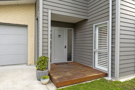 Photo of property in 19 Somerby Mews, Silverstream, Upper Hutt, 5019
