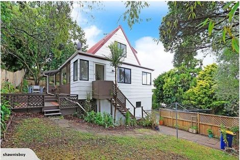 Photo of property in 2/112 Oaktree Avenue, Browns Bay, Auckland, 0630