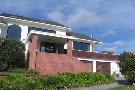 Photo of property in 14 Portage Place, Whitby, Porirua, 5024