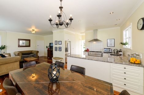 Photo of property in 89 Churchill Avenue, Hokowhitu, Palmerston North, 4410