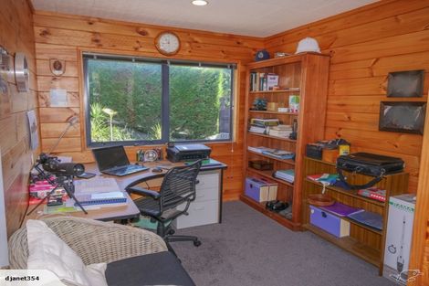 Photo of property in 33 Cable Bay Block Road, Cable Bay, 0420