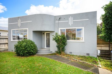 Photo of property in 31 Chelwood Street, Takaro, Palmerston North, 4412