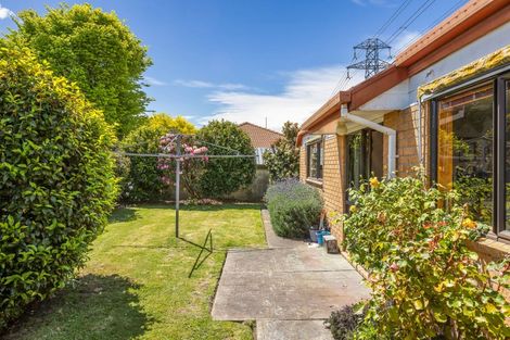 Photo of property in 2/14 Algie Place, Avonhead, Christchurch, 8042
