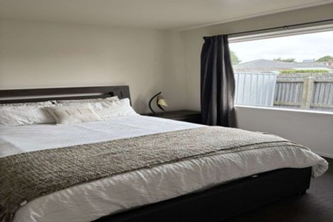 Photo of property in 20 Winters Road, Redwood, Christchurch, 8051