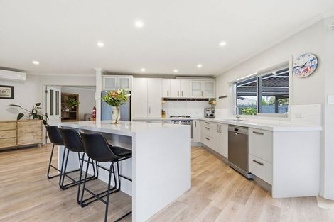 Photo of property in 636 Grenada Street, Papamoa Beach, Papamoa, 3118