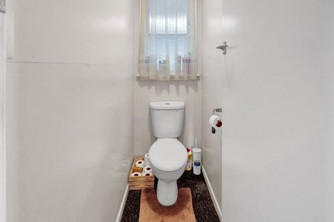 Photo of property in 193 Tasman Street, Opunake, 4616