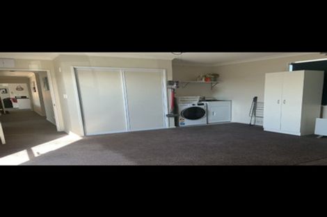 Photo of property in 11 Pounamu Place, Pegasus, 7612