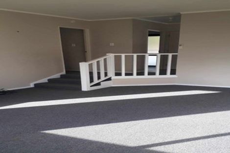 Photo of property in 1f2 Glenbrook Grove, Naenae, Lower Hutt, 5011
