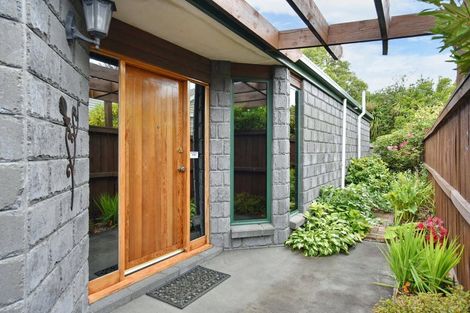 Photo of property in 5 Winters Road, Redwood, Christchurch, 8051