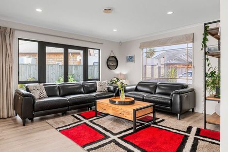 Photo of property in 7 Roderick Place, Rototuna, Hamilton, 3210