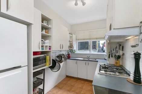 Photo of property in 1u5 Rixon Grove, Mount Victoria, Wellington, 6011