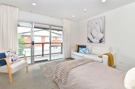 Photo of property in 2/416 Hibiscus Coast Highway, Orewa, 0931