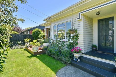 Photo of property in 1/2 Barrington Street, Somerfield, Christchurch, 8024