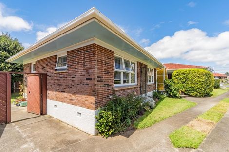 Photo of property in 89 Buckland Road, Mangere East, Auckland, 2024