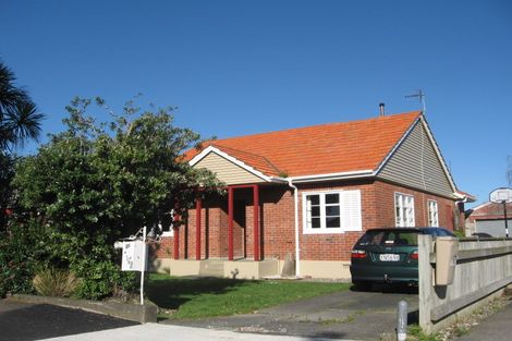 Photo of property in 232 College Street, West End, Palmerston North, 4412