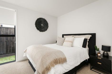 Photo of property in 31 Hinaki Street, Poike, Tauranga, 3112