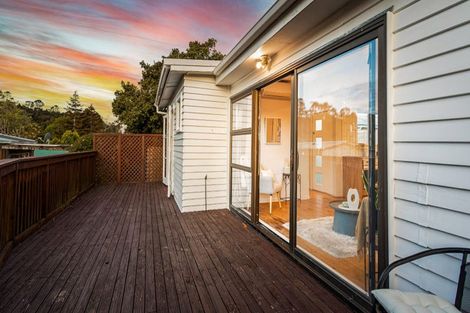 Photo of property in 637 Swanson Road, Swanson, Auckland, 0612