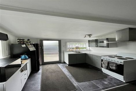 Photo of property in 11 Seymour Street, Hornby, Christchurch, 8042