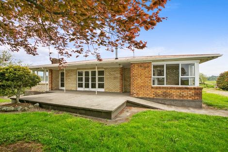 Photo of property in 342 Inland North Road, Tikorangi, Waitara, 4383