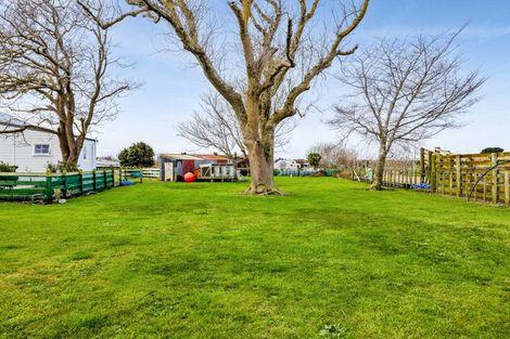 Photo of property in 76 Turuturu Road, Hawera, 4674