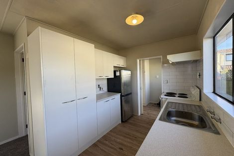 Photo of property in 2/65 Wakefield Street, Alicetown, Lower Hutt, 5010