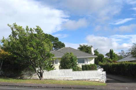 Photo of property in 137a/1 View Road, Sunnyvale, Auckland, 0612