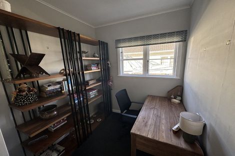 Photo of property in 10 Purser Grove, Fairfield, Lower Hutt, 5011