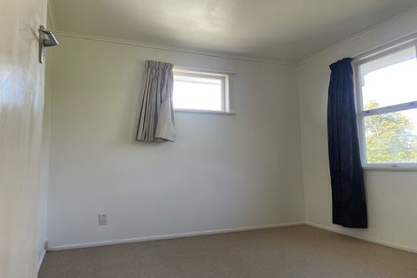 Photo of property in 32 Bruce Road, Glenfield, Auckland, 0629