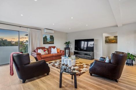Photo of property in 2/19a Sanders Avenue, Takapuna, Auckland, 0622