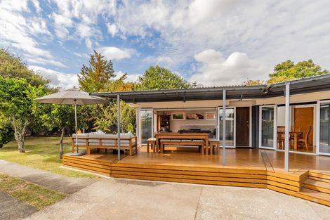 Photo of property in 18 Hill Crescent, Papakura, 2110