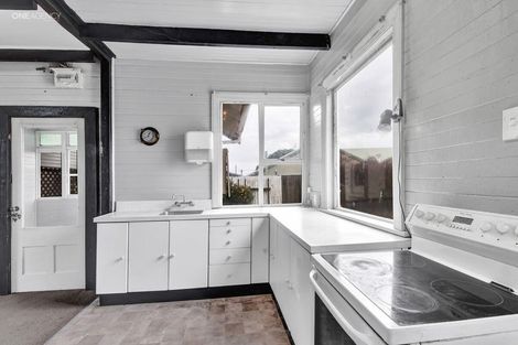 Photo of property in 6 Drake Street, New Brighton, Christchurch, 8061