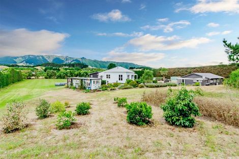 Photo of property in 17 Paetawa Road, Peka Peka, Waikanae, 5391