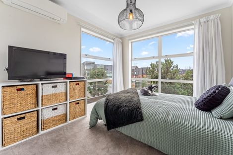 Photo of property in 73 Glidepath Road, Hobsonville, Auckland, 0616