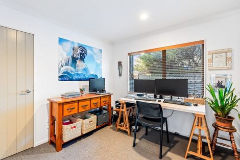 Photo of property in 30 Pharazyn Avenue, Waikanae Beach, Waikanae, 5036