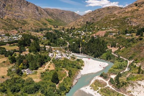 Photo of property in 4u2 Redfern Terrace, Arthurs Point, Queenstown, 9371