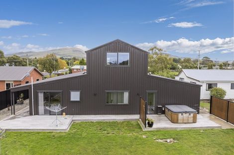 Photo of property in 12 Fell Street, Waikouaiti, 9510