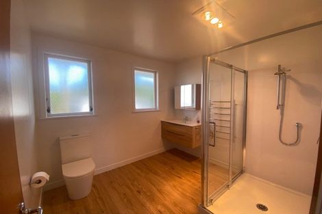 Photo of property in 8 Silver Birch Rise, Henderson, Auckland, 0612
