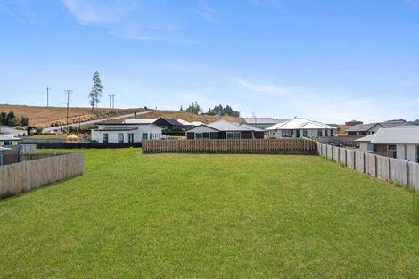 Photo of property in 13 Oregon Place, Balclutha, 9230