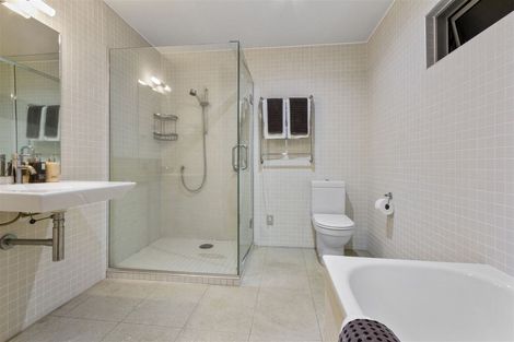 Photo of property in 95b Braemar Road, Castor Bay, Auckland, 0620