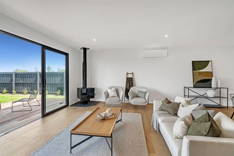 Photo of property in 33 Frank Ernest Crescent, Prebbleton, 7604